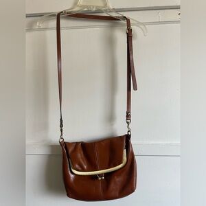 Elegant Brown Leather Shoulder Bag